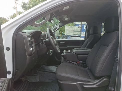 New 2025 GMC Sierra 2500 Pro w/ Convenience Package image 12