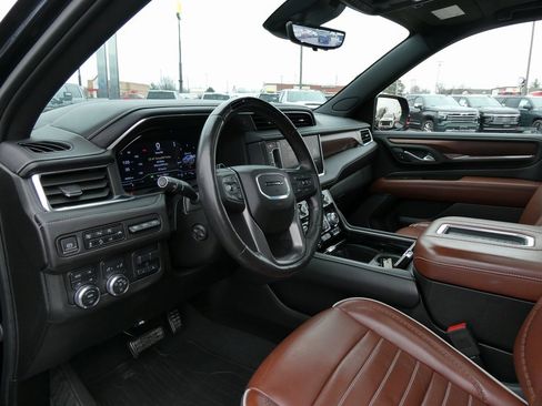 Certified 2024 GMC Yukon XL Denali Ultimate image 29