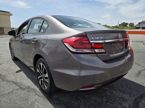 Used 2015 Honda Civic EX image 3