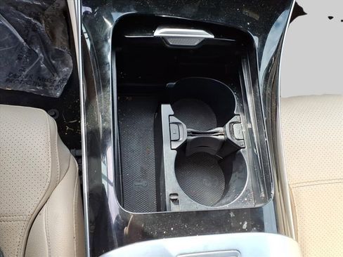 Used 2022 Mercedes-Benz C 300 4MATIC Sedan w/ Exclusive Trim Package image 29