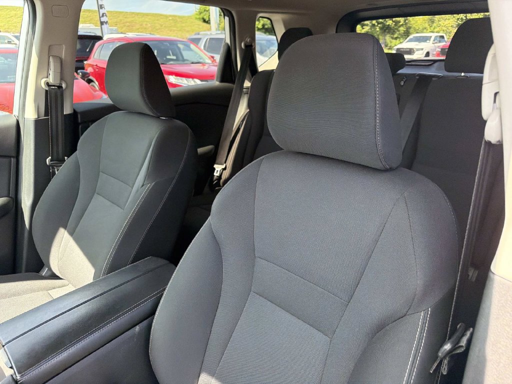 Used 2024 Nissan Rogue S AWD/4WD image 23