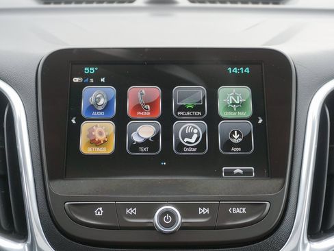 Used 2018 Chevrolet Equinox LT w/ Sun & Infotainment Package image 13