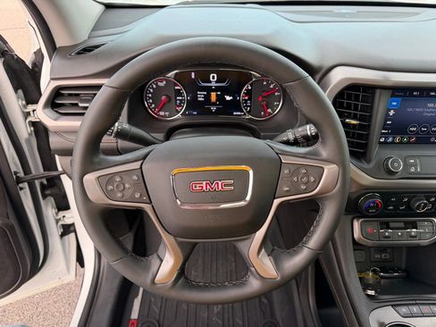 Used 2023 GMC Acadia AT4 w/ Technology Package image 12