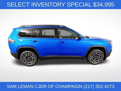 New 2026 Jeep Cherokee Laredo image 8