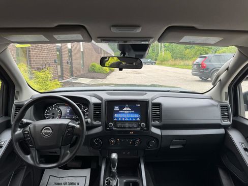 Used 2022 Nissan Frontier S AWD/4WD image 7