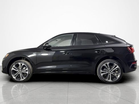 Used 2023 Audi Q5 2.0T Prestige w/ Prestige Package AWD/4WD image 2