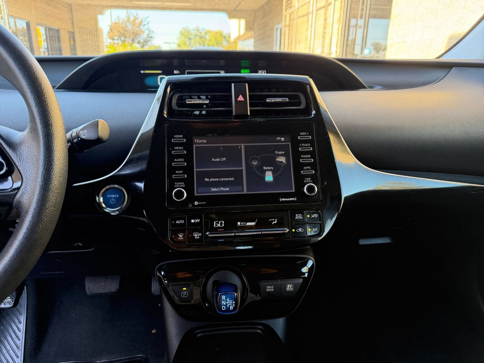 Used 2022 Toyota Prius LE FWD image 16