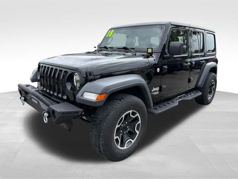 Used 2018 Jeep Wrangler Unlimited Sport S AWD/4WD image 3