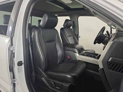 Used 2019 Ford F450 Lariat w/ Lariat Ultimate Package AWD/4WD image 23