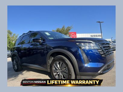 Used 2026 Nissan Pathfinder SV