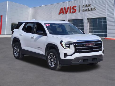 Used 2025 GMC Terrain Elevation AWD/4WD image 3