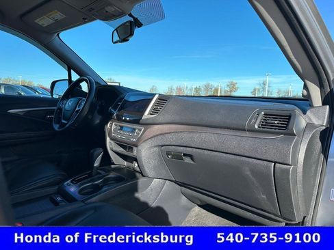 Certified 2018 Honda Ridgeline RTL-T image 29