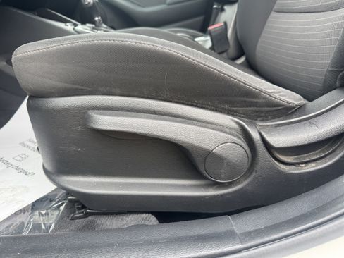 Used 2017 Kia Forte LX w/ LX Popular Package image 11