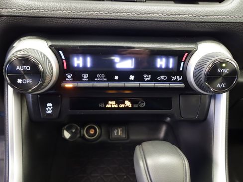 Certified 2023 Toyota RAV4 XLE w/ Convenience Package image 17