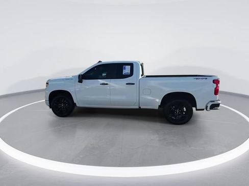 Used 2025 Chevrolet Silverado 1500 Custom AWD/4WD image 5