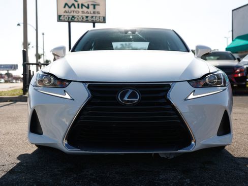 Used 2017 Lexus IS 200t image 22