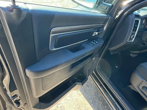 Used 2024 RAM 1500 Classic Warlock image 14