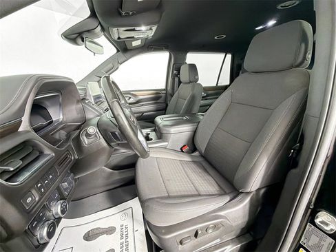 Used 2024 GMC Yukon SLE image 19