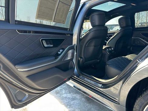 Used 2025 Mercedes-Benz S 580 4MATIC Sedan image 15