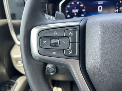 Used 2025 Chevrolet Silverado 1500 LT Trail Boss w/ Convenience Package II AWD/4WD image 15