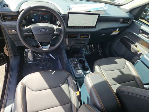 New 2025 Ford Maverick Tremor image 14