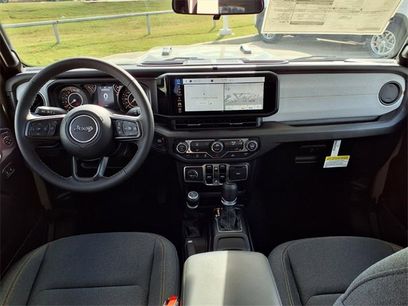 New 2025 Jeep Gladiator Sport