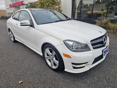 Used 2014 Mercedes-Benz C 250 Coupe image 5