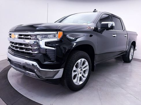Used 2023 Chevrolet Silverado 1500 LTZ w/ LTZ Premium Package AWD/4WD image 14