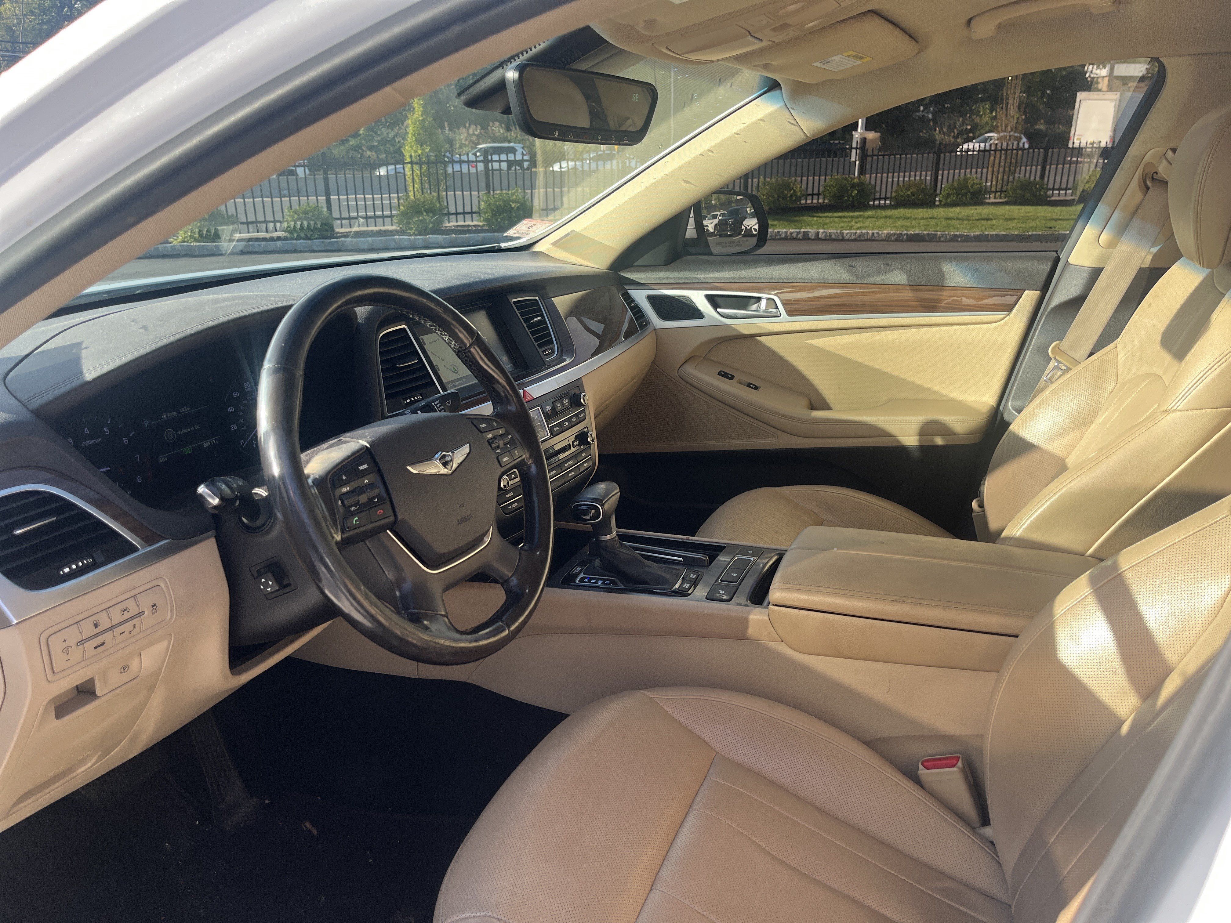 Used 2018 Genesis G80 3.8 AWD/4WD image 5