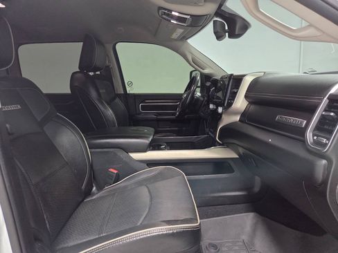 Used 2023 RAM 2500 Laramie AWD/4WD image 18