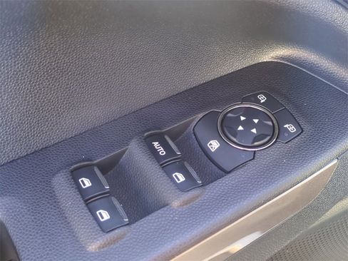 Used 2019 Ford EcoSport SES image 12