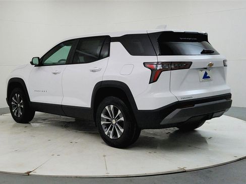 New 2026 Chevrolet Equinox LT w/ Safety and Technology Package image 5