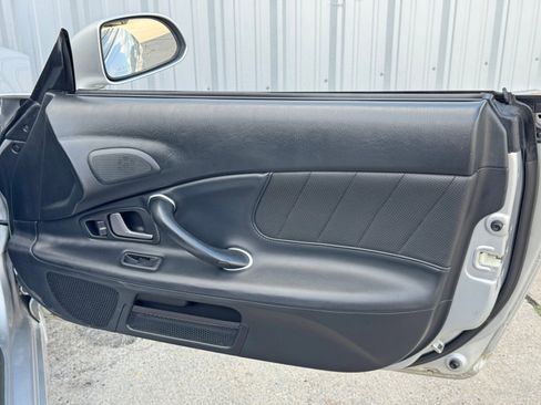 Used 2006 Honda S2000 image 27