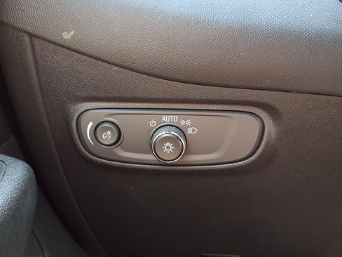 Used 2022 Chevrolet Equinox LT FWD image 15