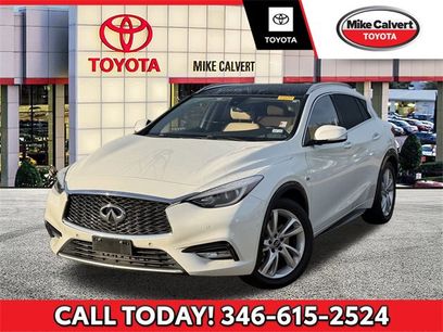 Used 2017 INFINITI QX30 Premium w/ Navigation Package