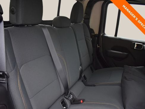 New 2025 Jeep Gladiator Sport AWD/4WD image 14