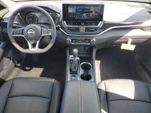 New 2025 Nissan Altima 2.5 SR w/ SR Premium Package image 6