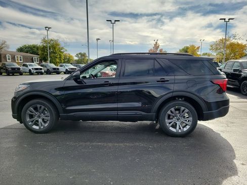 New 2026 Ford Explorer Active image 7