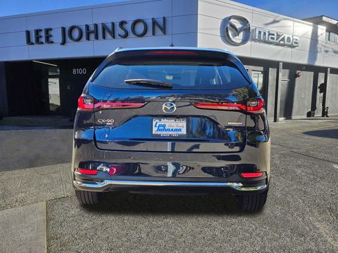 Certified 2024 MAZDA CX-90 Plug-In Hybrid w/ Premium Pkg image 4