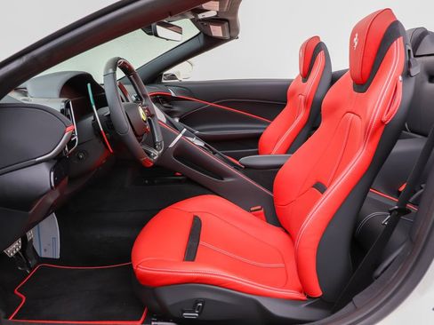 Certified 2026 Ferrari Roma Spider RWD image 59