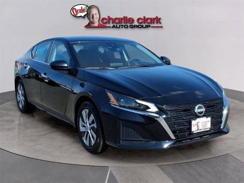 Certified 2025 Nissan Altima 2.5 S image 7