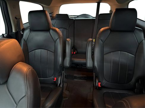 Used 2015 Buick Enclave Leather w/ Trailering Package FWD image 30