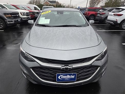 Used 2024 Chevrolet Malibu LT w/ Sport Edition image 2