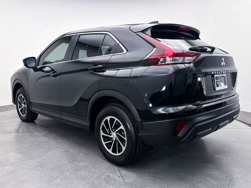 Used 2022 Ford Escape SE w/ Convenience Package FWD image 11