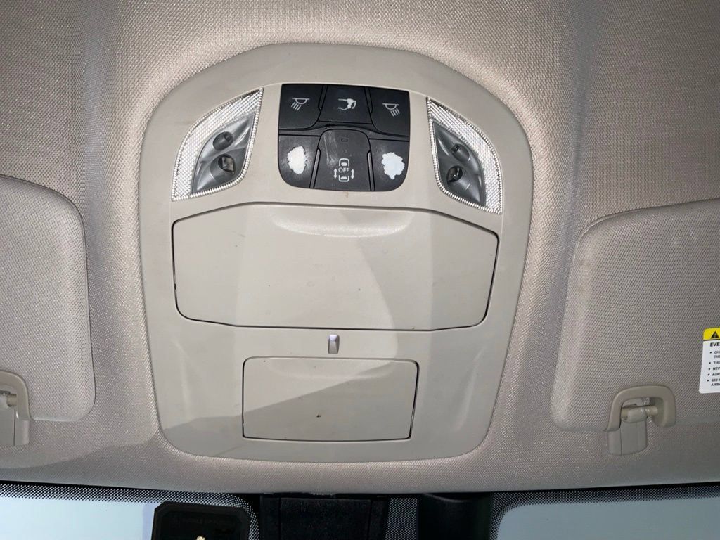 Used 2018 Chrysler Pacifica Touring-L Plus FWD image 21