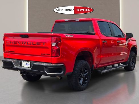 Used 2023 Chevrolet Silverado 1500 Custom Trail Boss w/ LPO, Dark Essentials Package AWD/4WD image 7