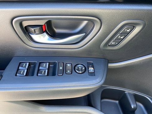 Certified 2023 Honda Pilot Touring image 14