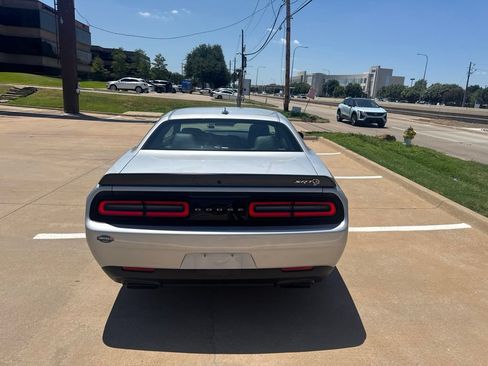Used 2023 Dodge Challenger SRT Hellcat w/ Driver Convenience Group RWD image 13