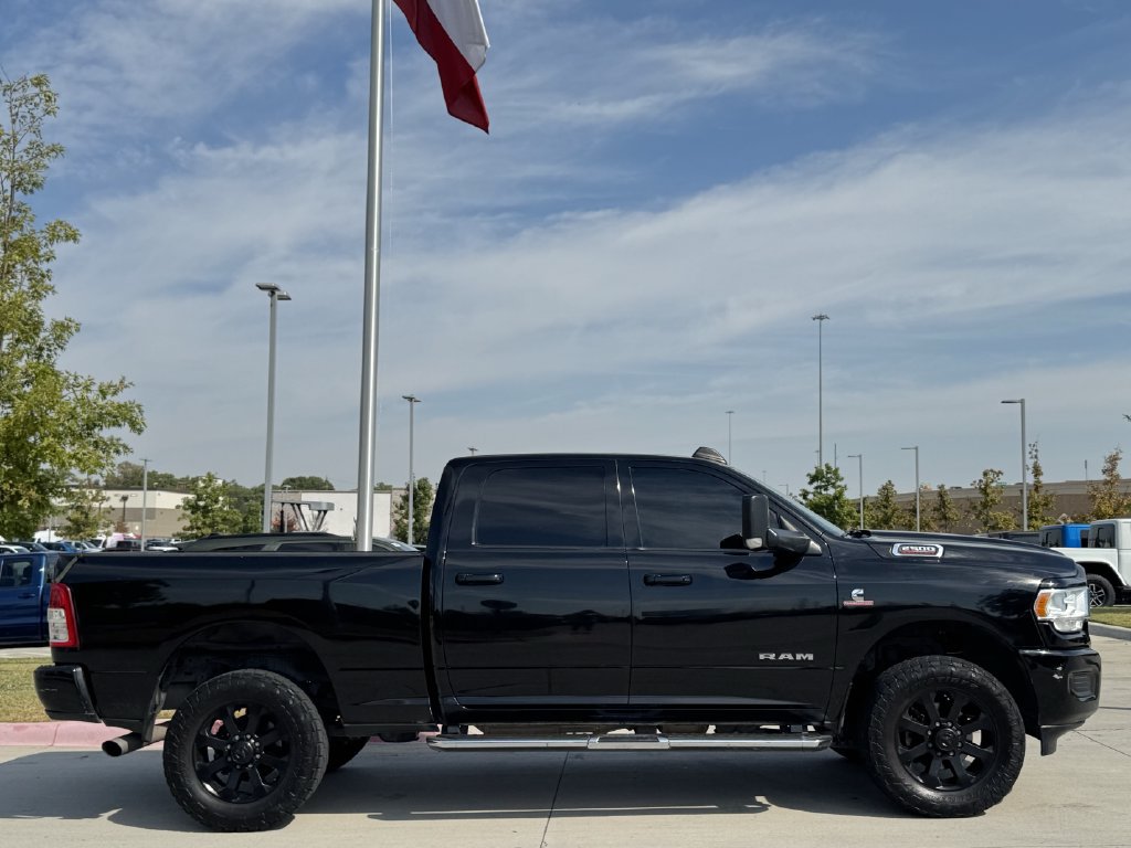 Used 2022 RAM 2500 Big Horn AWD/4WD image 3