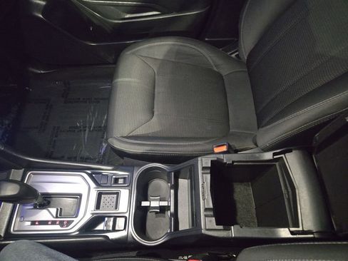 Used 2021 Subaru Forester image 24